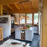 Schoeneben Achental Huette * Wald im Pinzgau