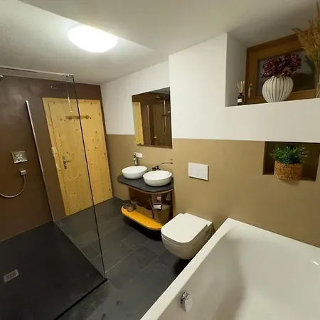 Holiday home Schoeneben Achental Huette