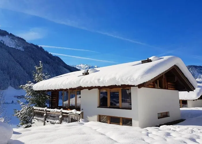Schoeneben Achental Huette * Wald im Pinzgau