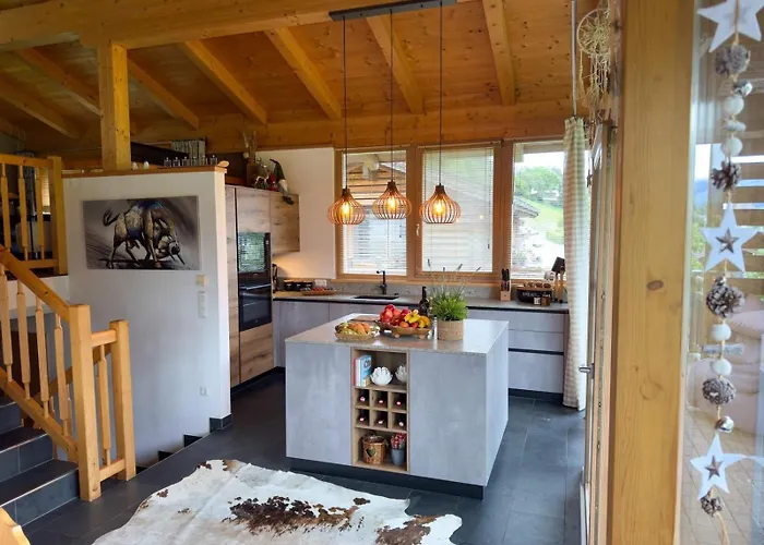 Schoeneben Achental Huette * Wald im Pinzgau